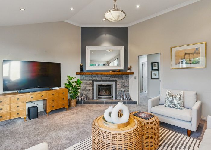  at 5 Cadastral Court, Paraparaumu, Paraparaumu