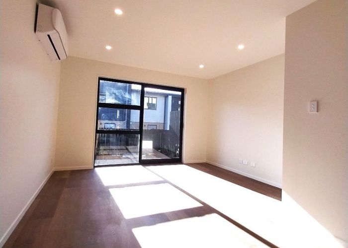  at Glen Eden, Waitakere City, Auckland