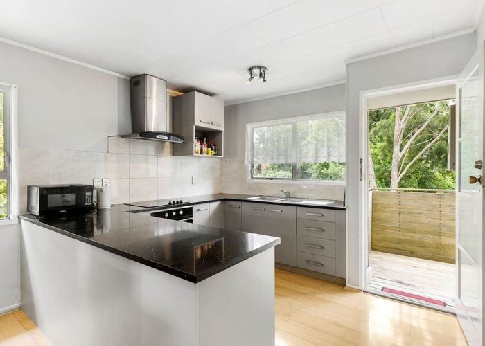  at 84 Alabaster Drive, Papatoetoe, Manukau City, Auckland