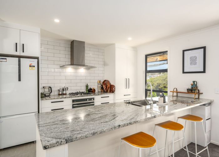  at 8 Topsail Way, Whitby, Porirua, Wellington