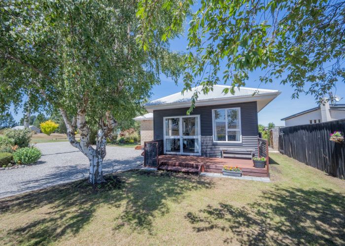  at 7196 Wedderburn-Becks Road, Wedderburn