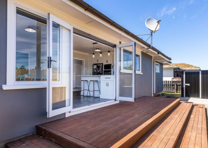  at 190 Seaview Road, Westown, New Plymouth