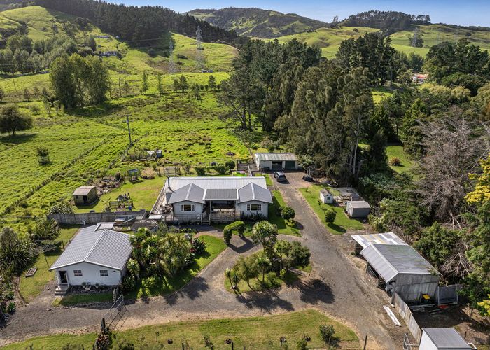  at 2832 Kaipara Coast Highway, Kaukapakapa, Rodney, Auckland