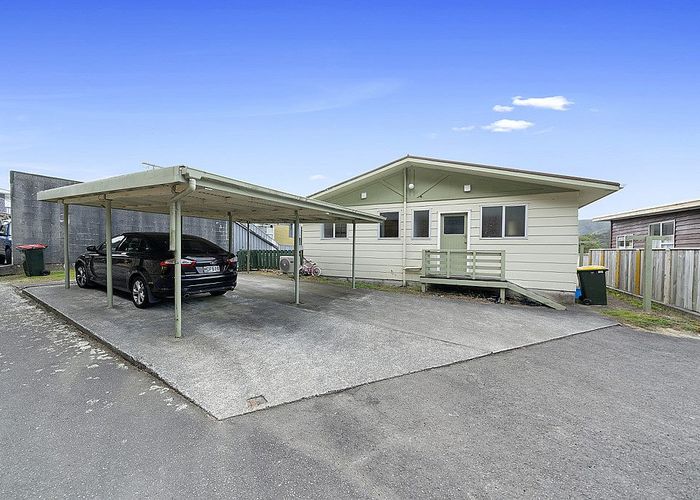  at A/15 Gribble Grove, Stokes Valley, Lower Hutt