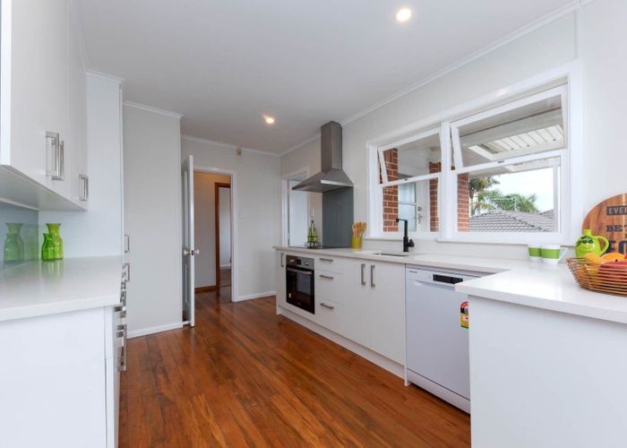  at 35 Sturges Road, Henderson, Waitakere City, Auckland