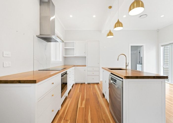  at 8 Matai Street, Maeroa, Hamilton