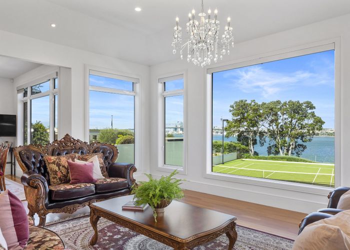  at 3-5 Hinemoa Street, Birkenhead, North Shore City, Auckland