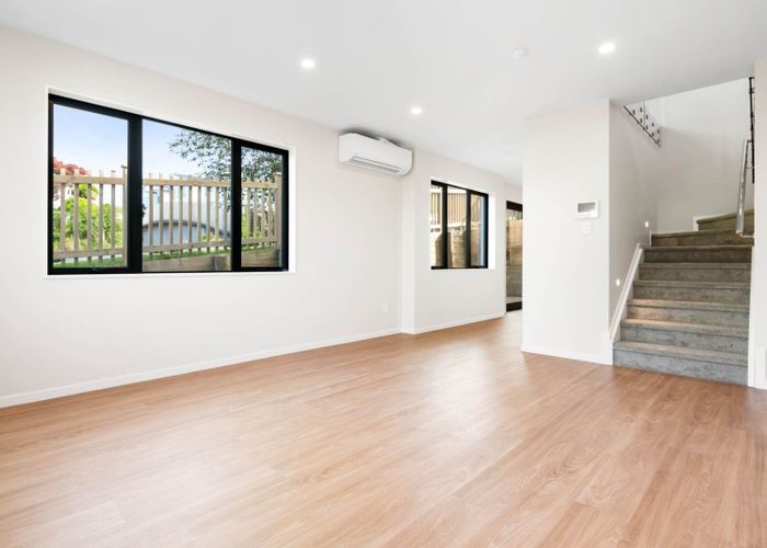  at 75A Chartwell Avenue, Glenfield, North Shore City, Auckland