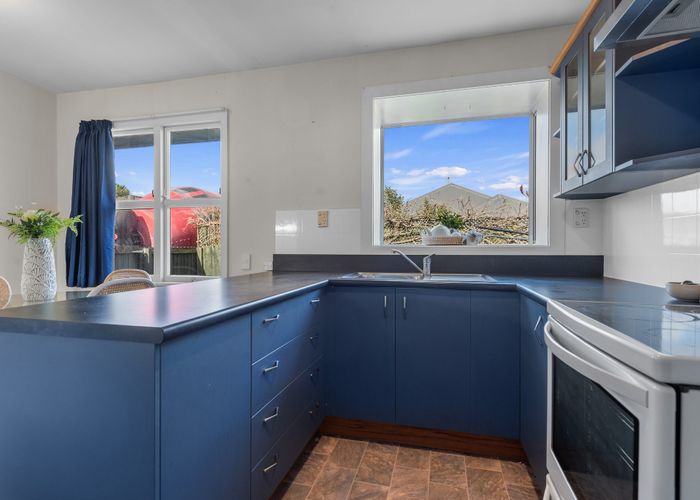  at 1/14 Farquhars Road, Redwood, Christchurch City, Canterbury