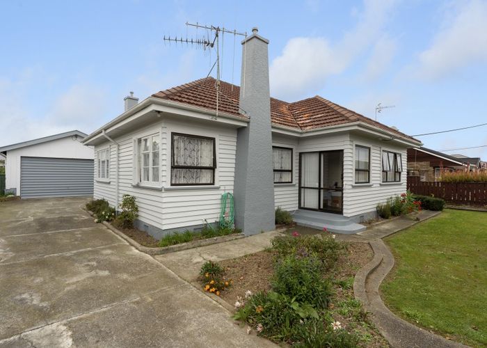  at 122 Winchester Street, Levin, Levin