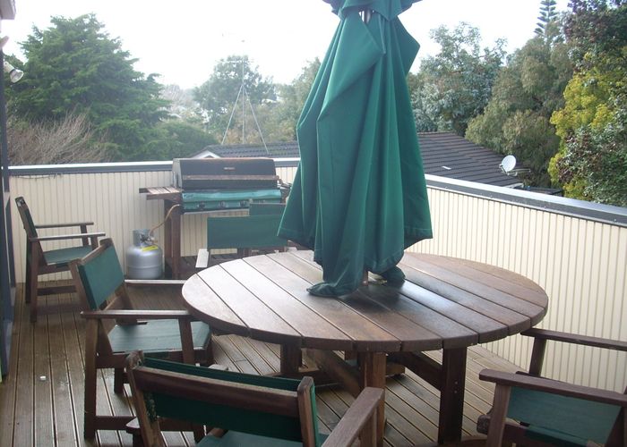  at 6B Topliss Dr, Northcross, North Shore City, Auckland