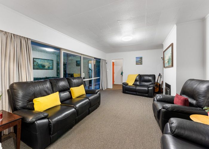  at 24 Jocelyn Crescent, Pinehaven, Upper Hutt
