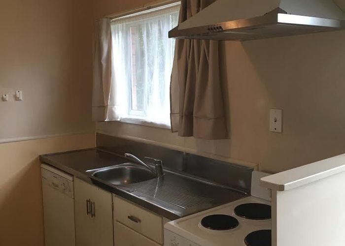  at 1/81 Hutchinson Avenue, New Lynn, Waitakere City, Auckland