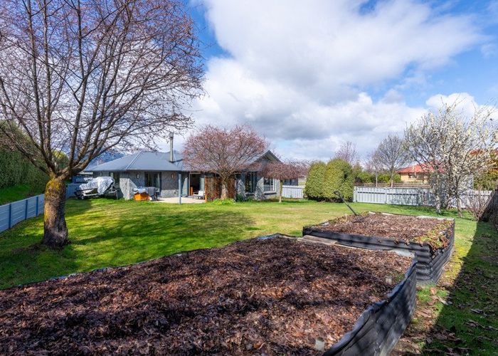  at 39 Hewson Crescent, Wanaka