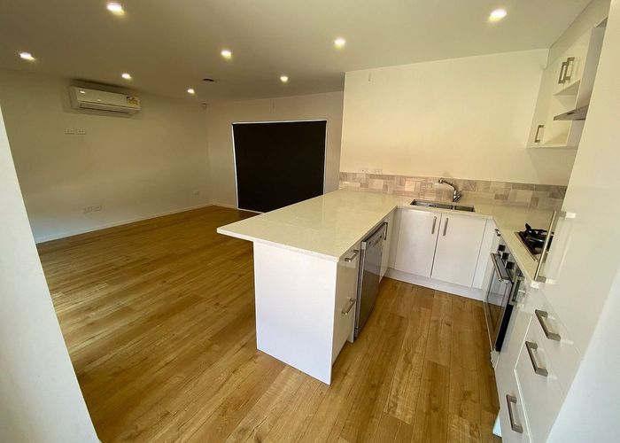  at 61 Bolton Street, Blockhouse Bay, Auckland City, Auckland