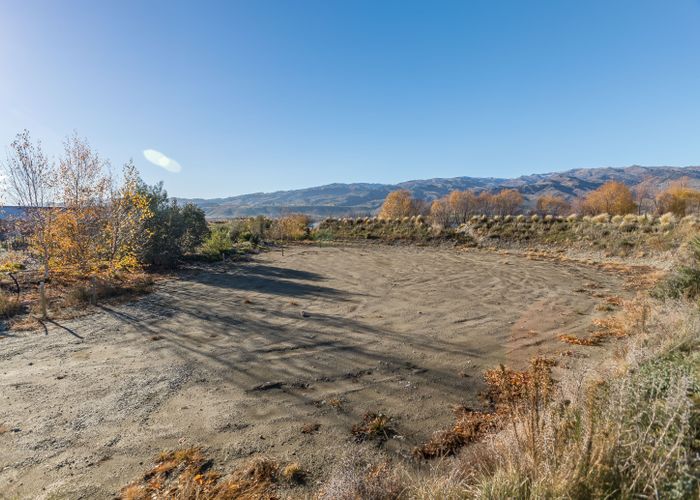  at 2 Lowburn Valley Road, Lowburn