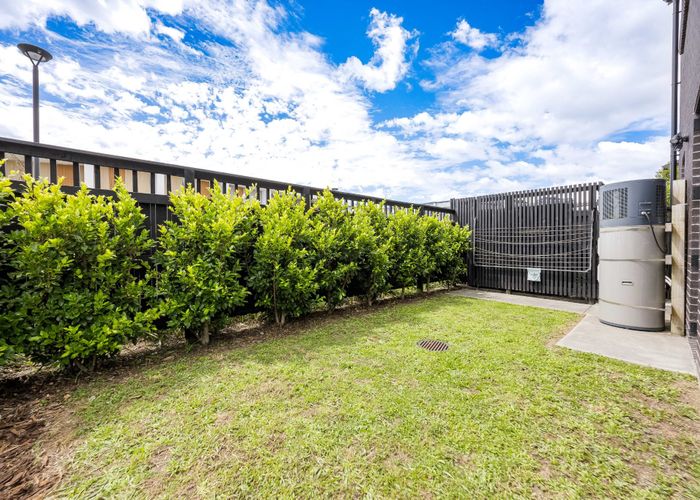  at 82 Glidepath Road, Hobsonville, Waitakere City, Auckland