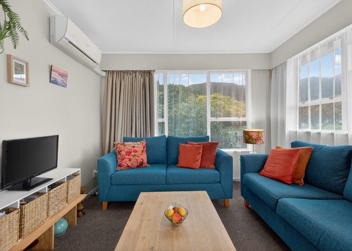  at 15A Pencarrow Crescent, Wainuiomata, Lower Hutt, Wellington