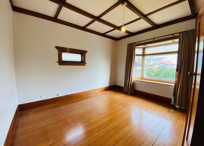  at 54 Beresford Street, Bayswater, North Shore City, Auckland