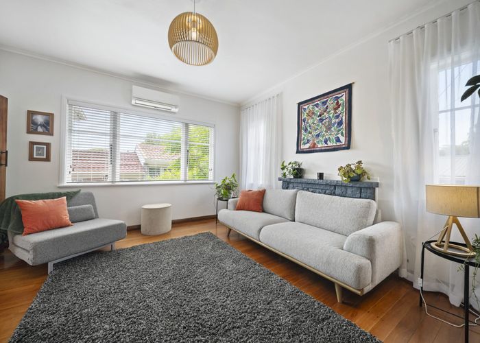  at 19 Captain Scott Road, Glen Eden, Waitakere City, Auckland