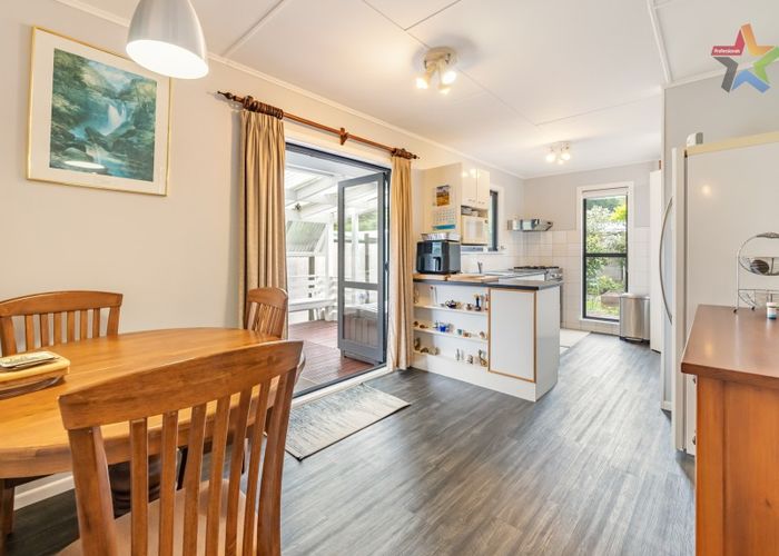  at 325 Wellington Road, Wainuiomata, Lower Hutt