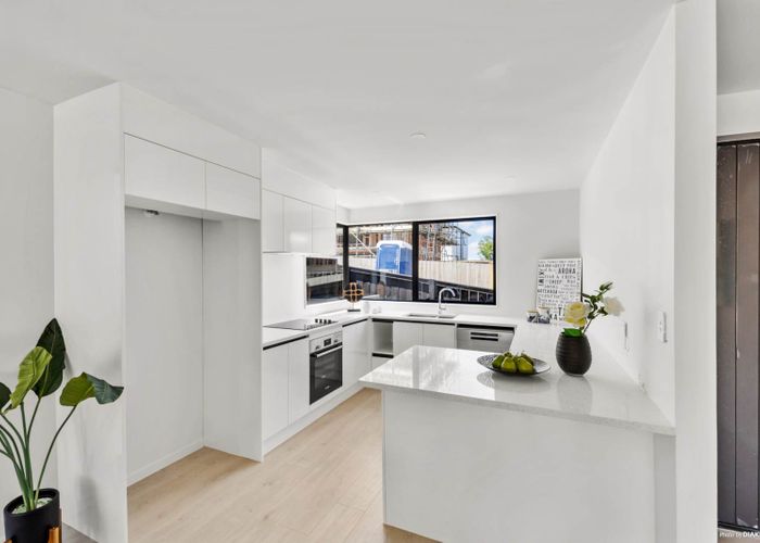  at 4/101 Hobsonville Road, West Harbour, Auckland