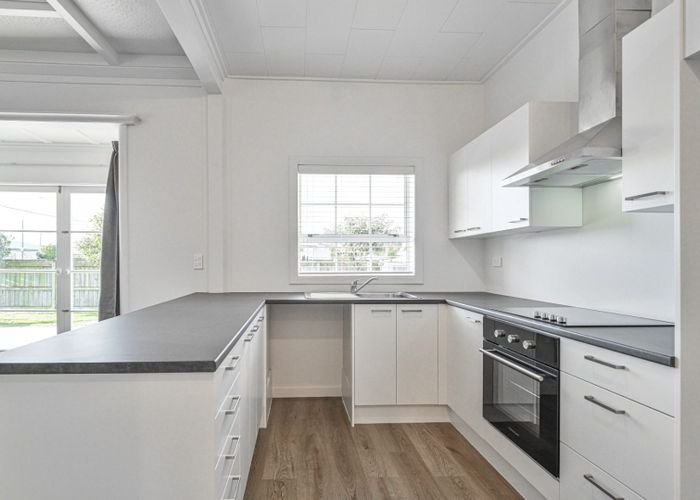  at 300 Willowpark Road South, Akina, Hastings, Hawke's Bay