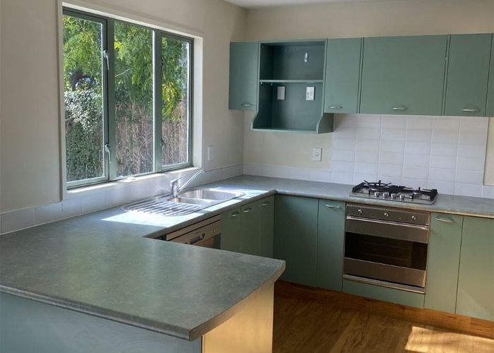  at 60c Hewitts Road, Merivale, Christchurch City, Canterbury