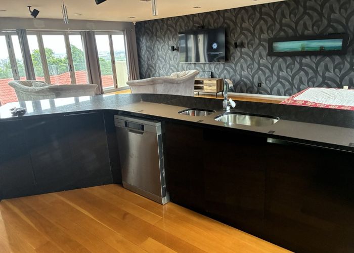  at 4 The Enclave, Totara Heights, Manukau City, Auckland