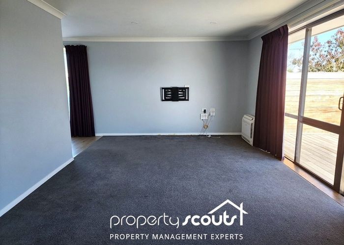  at 87 Farquhars Road, Redwood, Christchurch City, Canterbury