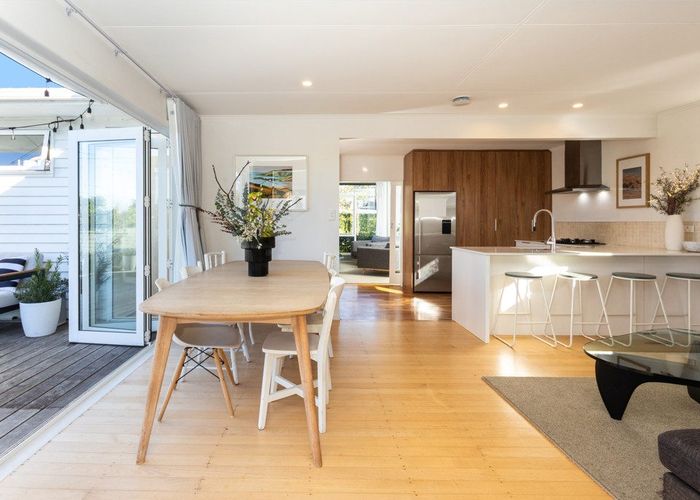  at 86 Wharf Road, Te Atatu Peninsula, Waitakere City, Auckland