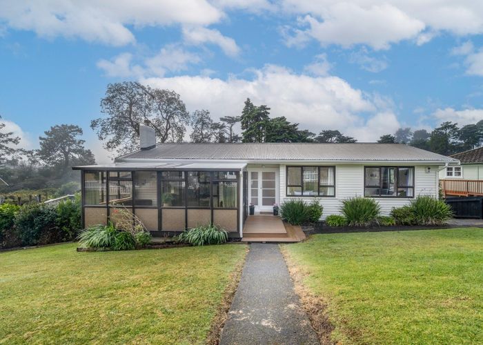  at 42 Ennis Avenue, Pakuranga Heights, Auckland