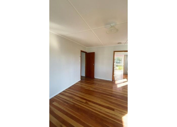  at 59 Bell Street, Tawa, Wellington