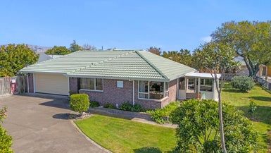  at 33 Karina Crescent, Redwoodtown, Blenheim