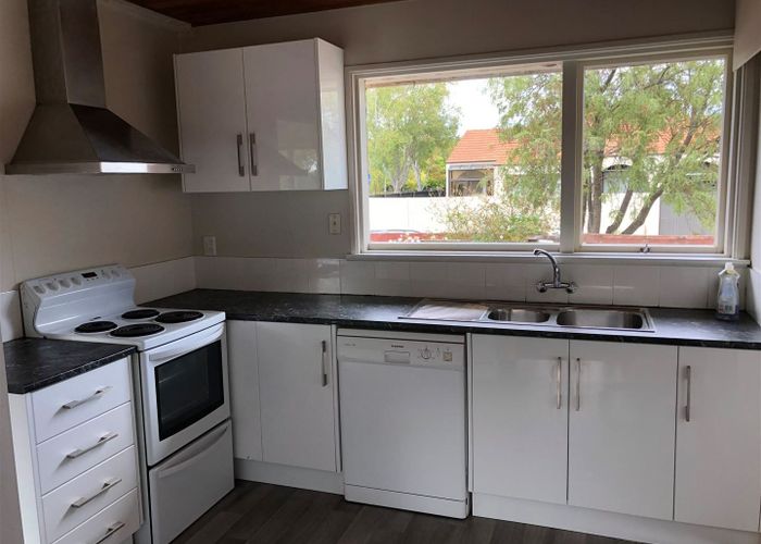  at 48 Solway Avenue, Ilam, Christchurch City, Canterbury