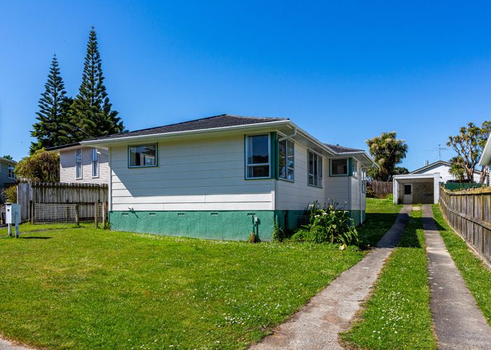  at 18 Stipulate Place, Ascot Park, Porirua