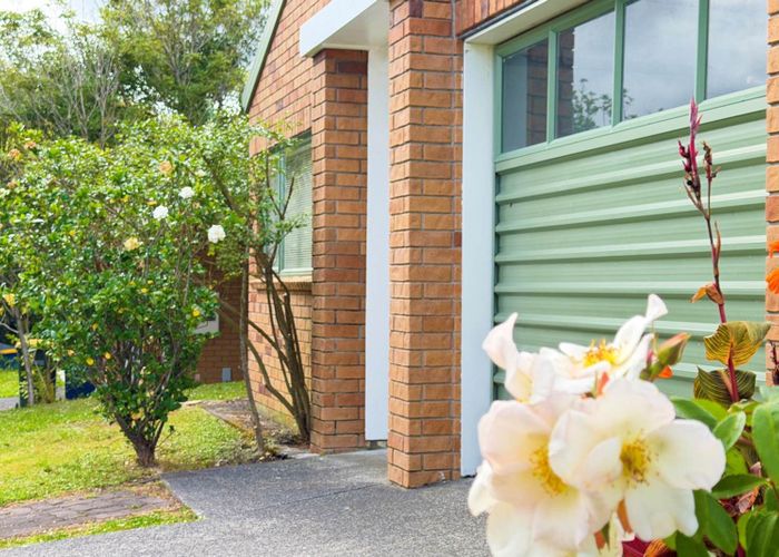  at 25 Kona Crescent, Henderson, Waitakere City, Auckland