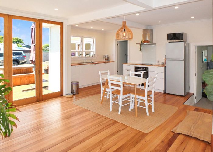  at 14 Carthew Terrace, Foxton Beach, Foxton