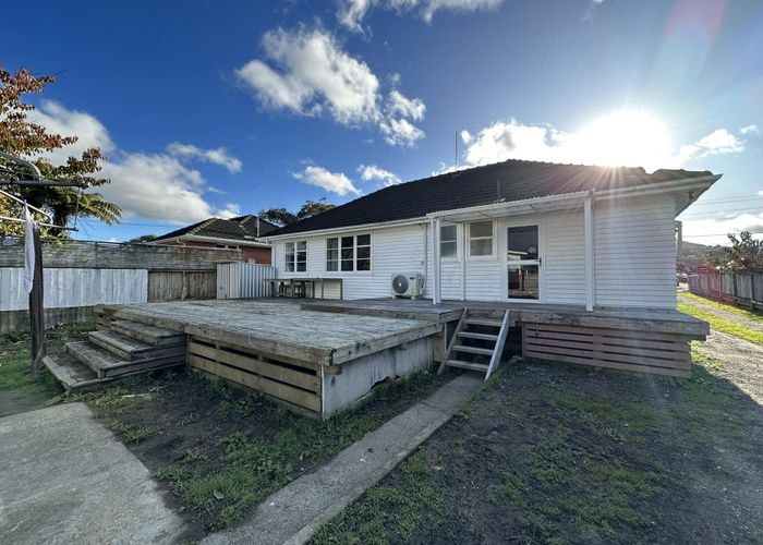  at 27 Shakespeare Avenue, Trentham, Upper Hutt, Wellington