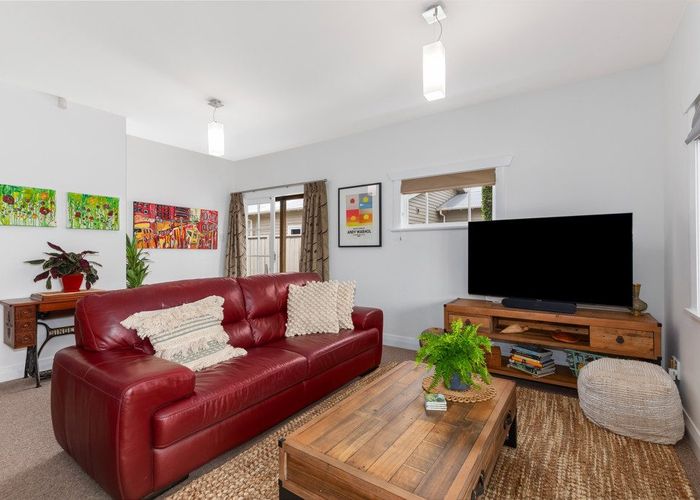  at 41 Royal Street, Upper Hutt, Upper Hutt, Wellington