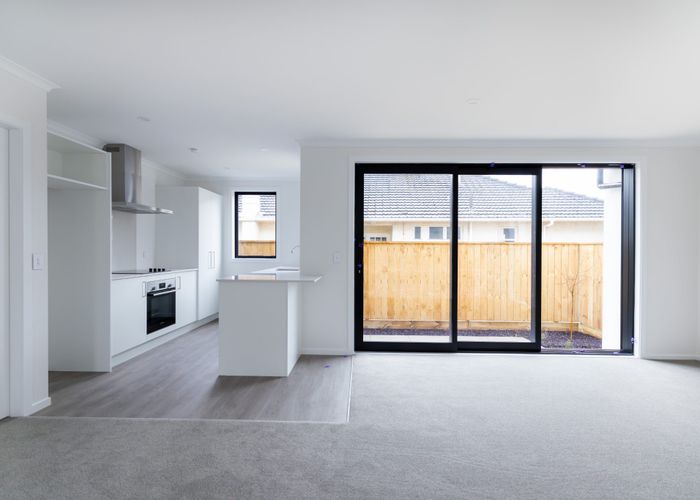  at 215 Stokes Valley Road, Stokes Valley, Lower Hutt, Wellington