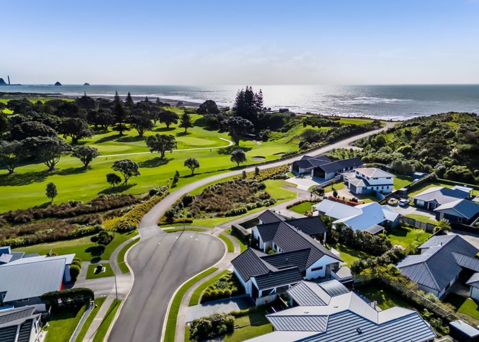  at 6 Pebble Beach Court, Waiwhakaiho, New Plymouth, Taranaki