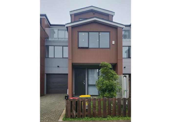  at 4 Harakoa Lane, Mount Roskill, Auckland City, Auckland
