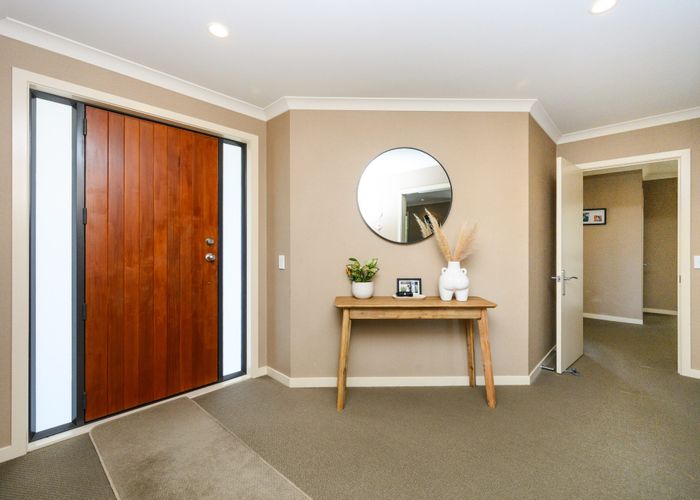  at 19 Johnstone Drive, Fitzherbert, Palmerston North, Manawatu / Whanganui