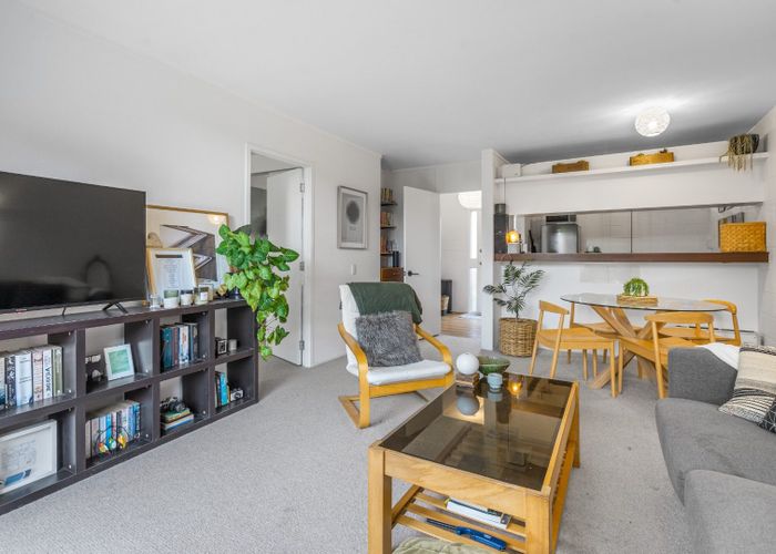  at 32/18 Edenvale Crescent, Mount Eden, Auckland City, Auckland