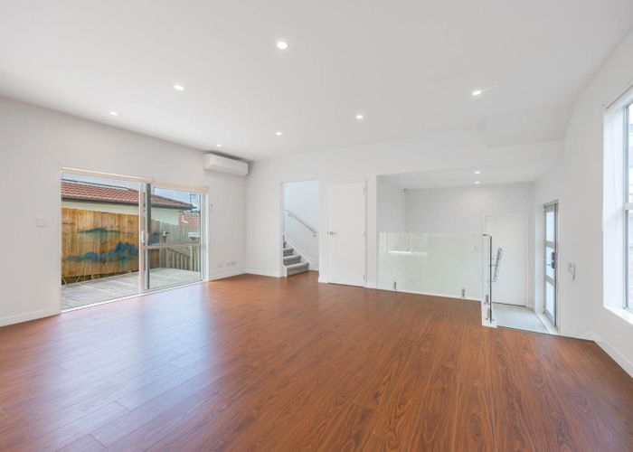  at 5A Lyttelton Avenue, Forrest Hill, North Shore City, Auckland