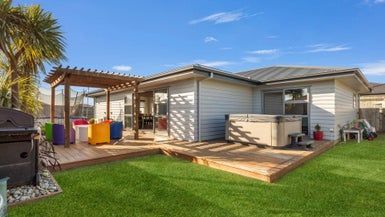  at 17 Story Street, Foxton Beach, Foxton