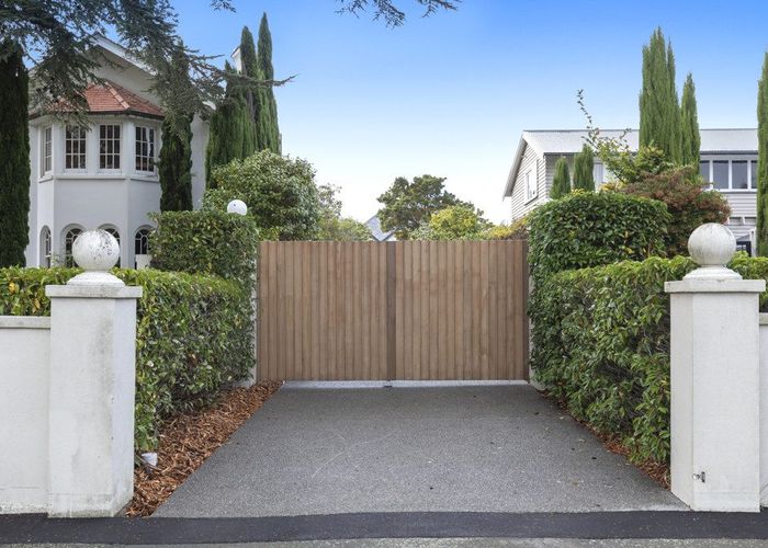  at 10A Glandovey Road, Fendalton, Christchurch City, Canterbury