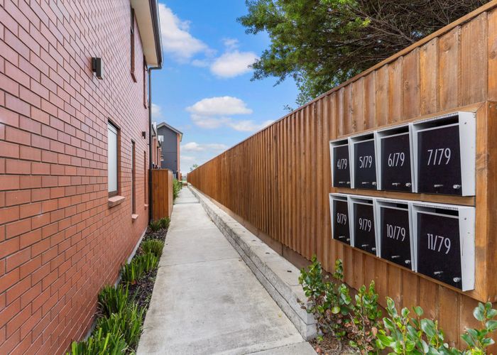 at 7/79 Taikata Road, Te Atatu Peninsula, Waitakere City, Auckland