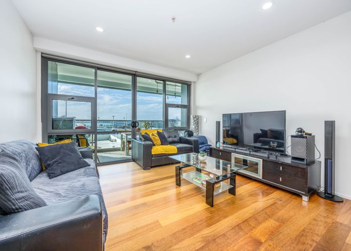  at 705/30 Beach Road, Auckland Central, Auckland